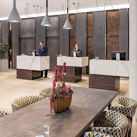 Nh Zentrum Hotel 4*