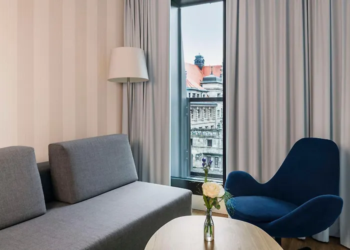 Nh Zentrum فندق 4*