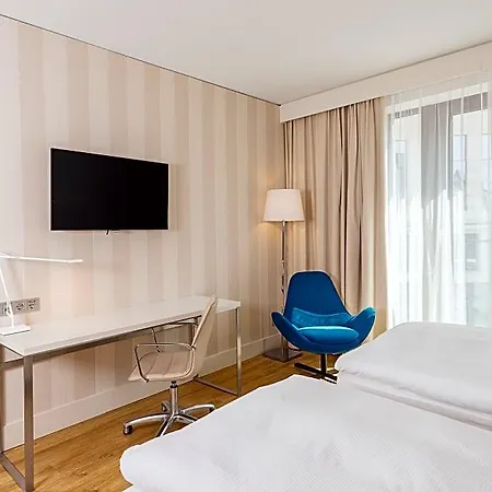 Nh Zentrum 4* لبسيا
