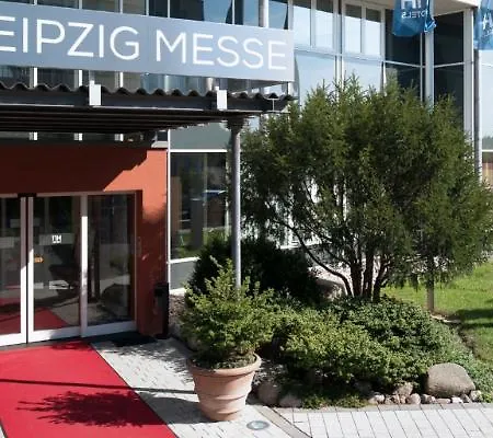 Nh Zentrum فندق 4*